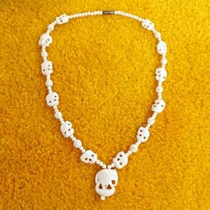 Vintage genuine bone elephant necklace hand carved